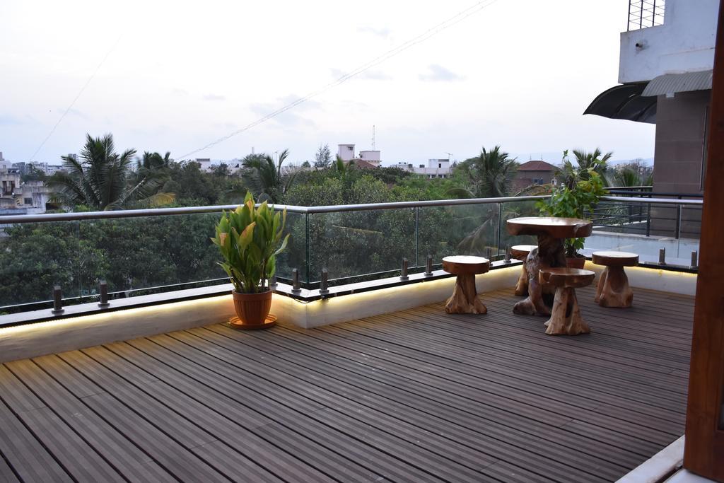 Gulmohar - Luxurious Penthouse Family Rooms Kolhápur Exteriér fotografie